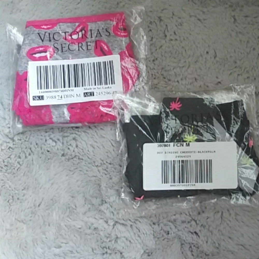 2 pair VS PINK panties